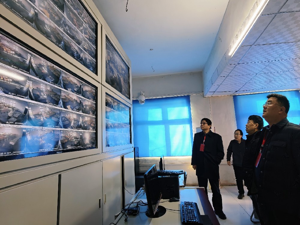 聚焦期末考務(wù) 強(qiáng)化監(jiān)督檢查——校領(lǐng)導(dǎo)深入考場(chǎng)巡視指導(dǎo)工作